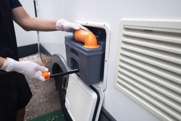 Porta potty delivery and setup in Aromas, CA